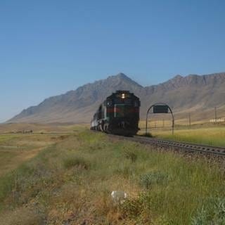 2.217 Meter – der höchste Punkt des iranischen Eisenbahnnetzes zwischen Dorud und Arak