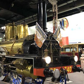 Diese Lokomotive hier wurde 1882 von Forquenot gebaut und war zwischen Paris und Orléans unterwegs.